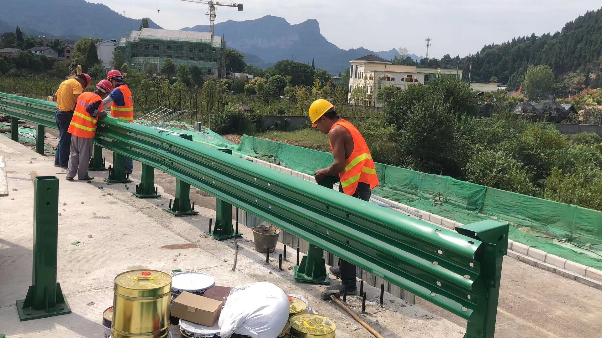 香坊区高速公路波形护栏热镀锌波形护栏 - 推荐